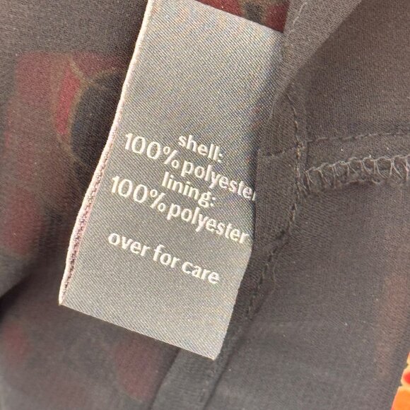 The Limited  Red Black Geometric Pleated bell Sleeve Dress Womens 20W plus - Picture 8 of 14